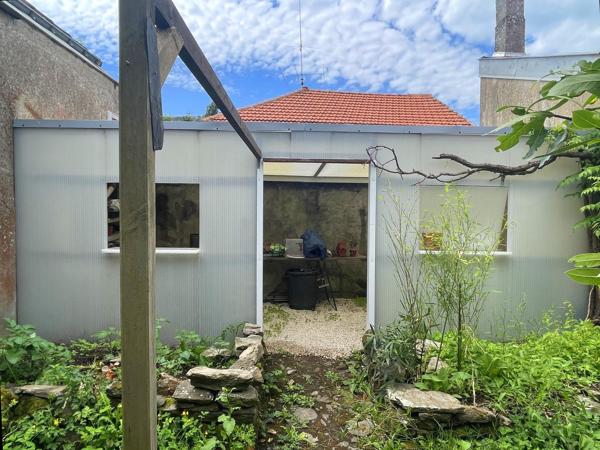 Qartier  Petit Port / Transvaal - Maison rénovée 3 chambres – jardin, terrasse Sud-Ouest, jacuzzi – env. 112 m² utiles