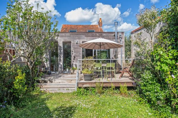 Qartier  Petit Port / Transvaal - Maison rénovée 3 chambres – jardin, terrasse Sud-Ouest, jacuzzi – env. 112 m² utiles