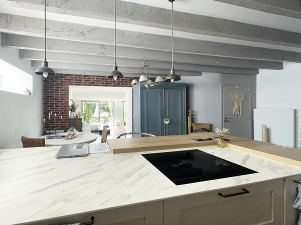 Qartier  Petit Port / Transvaal - Maison rénovée 3 chambres – jardin, terrasse Sud-Ouest, jacuzzi – env. 112 m² utiles