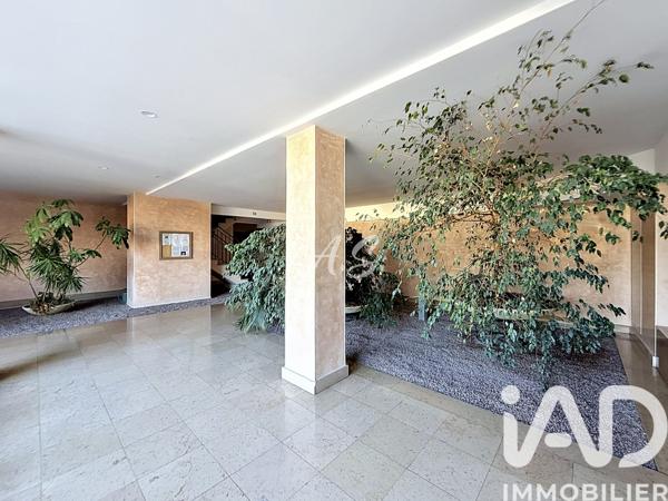 Location appartement 3 pièces 51 m² Bourg-la-Reine