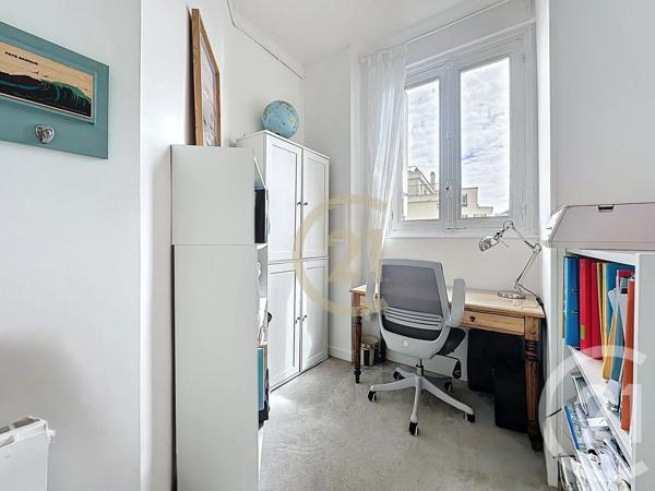 Appartement T4 à vendre  4 pièces - 90,11 m 2   VERSAILLES  - 78