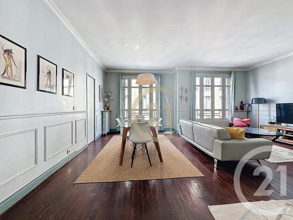 Appartement T4 à vendre  4 pièces - 90,11 m 2   VERSAILLES  - 78