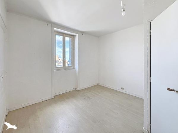 Appartement à vendre 176 714 € Douarnenez 4 p 91 m² DPE F