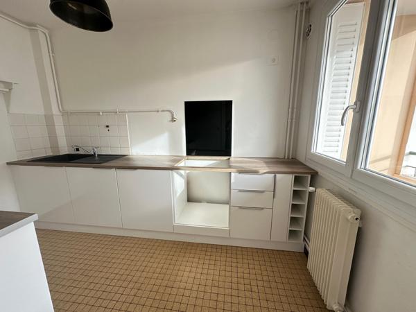 T1 au pied du métro Charpennes - Profitez d'une adresse ...