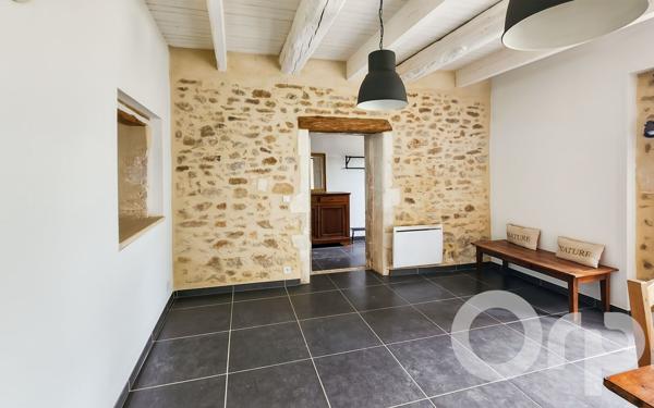 Maison à vendre    4 pièces •  Bollène