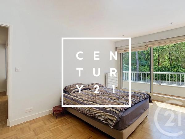 Appartement F3 à vendre  3 pièces - 123,77 m 2   MEUDON  - 92
