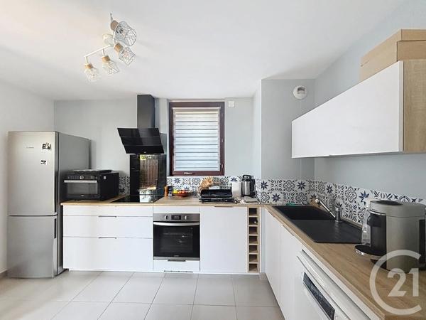 Appartement F3 à vendre  3 pièces - 59,90 m 2   BRETIGNY SUR ORGE  - 91