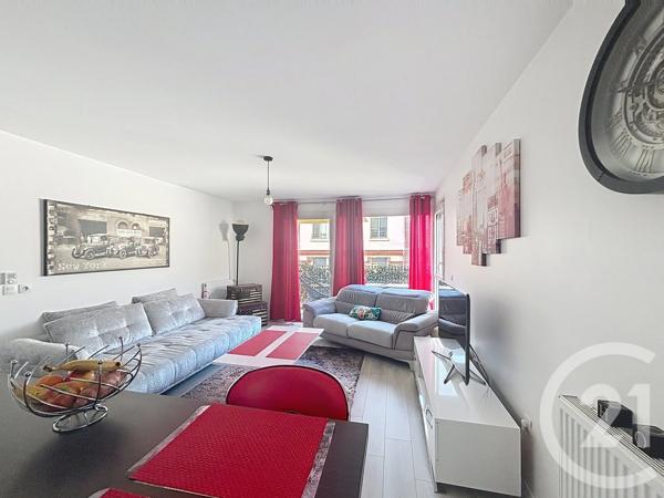 Appartement F3 à vendre  3 pièces - 59,90 m 2   BRETIGNY SUR ORGE  - 91