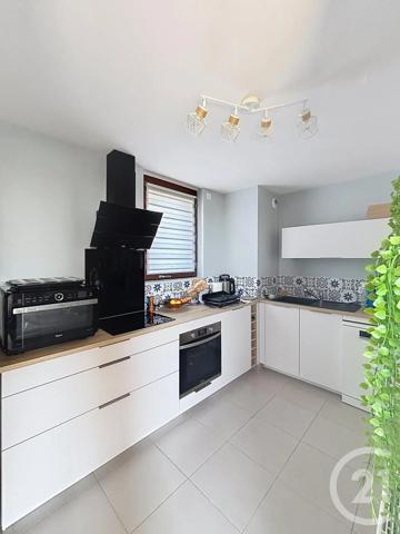 Appartement F3 à vendre  3 pièces - 59,90 m 2   BRETIGNY SUR ORGE  - 91
