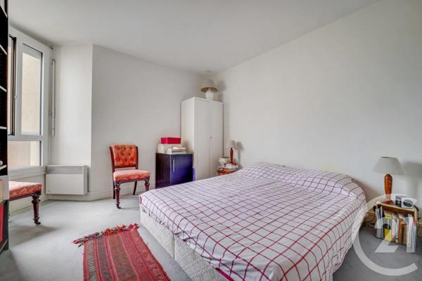 Appartement F4 à vendre  4 pièces - 98 m 2   VANVES  - 92