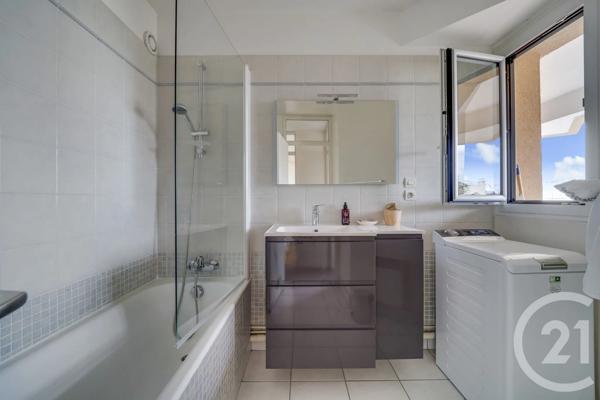 Appartement F4 à vendre  4 pièces - 98 m 2   VANVES  - 92
