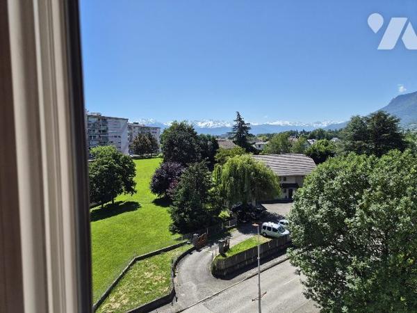 T3 et TERRASSE LA RAVOIRE