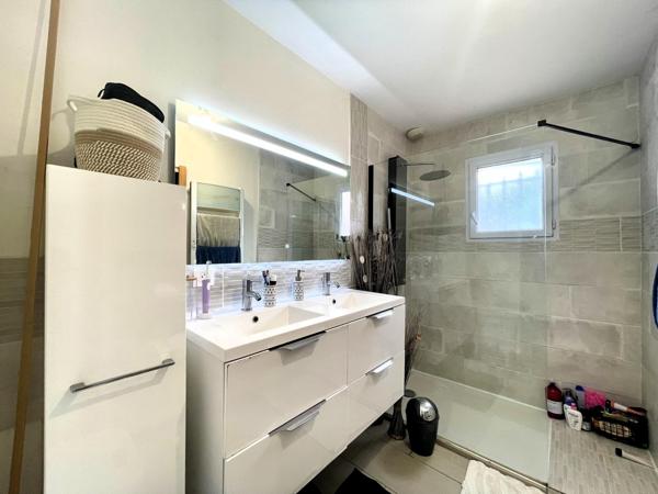 Maison à SAINT-LYS, 31470 - 6 pièces 124m²