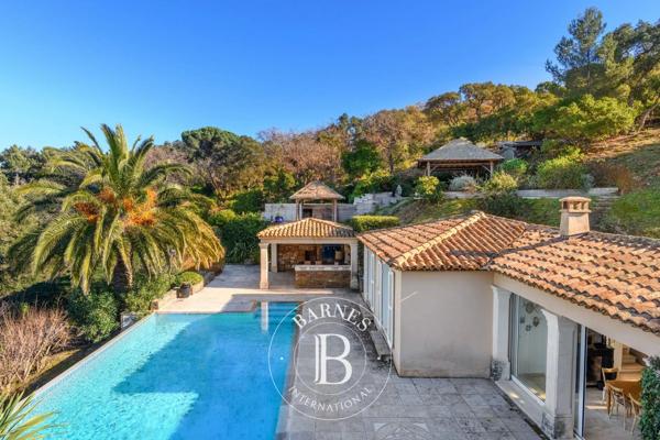 Bormes-les-Mimosas, Propriété  300 m² à vendre