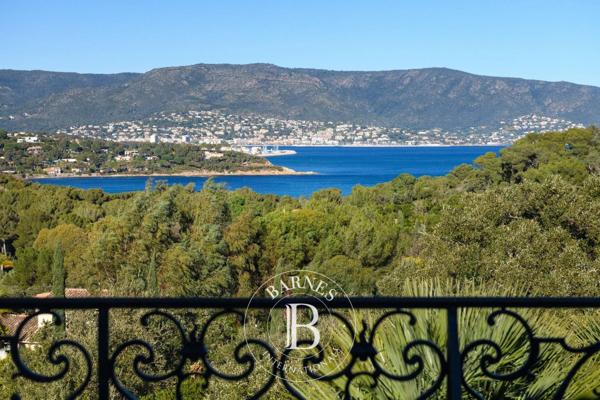 Bormes-les-Mimosas, Propriété  300 m² à vendre