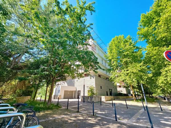 Charmant T2 avec balcon – Port Marianne - Montpellier