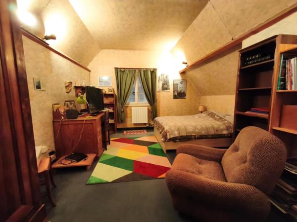 Maison familiale en centre ville d'AVOINE