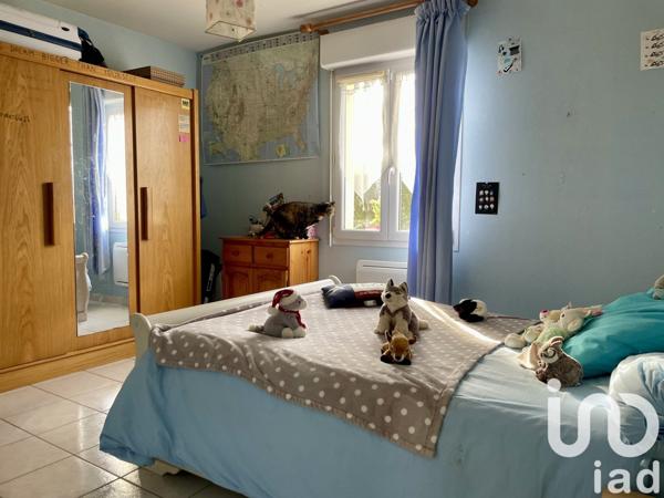 Maison traditionnelle 6 pièces de 130 m² à Thiviers (24800)