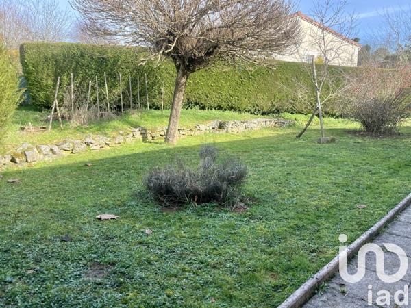 Maison traditionnelle 6 pièces de 130 m² à Thiviers (24800)