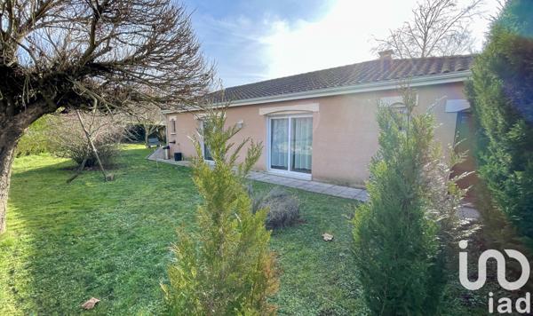 Maison traditionnelle 6 pièces de 130 m² à Thiviers (24800)