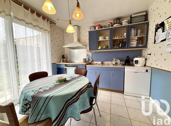 Maison traditionnelle 6 pièces de 130 m² à Thiviers (24800)