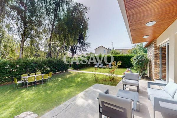 Vente Maison 7 pièces de 175m² - 95350 Saint-Brice-sous-Forêt