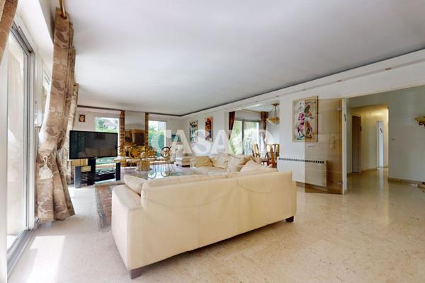 Vente Maison 7 pièces de 175m² - 95350 Saint-Brice-sous-Forêt