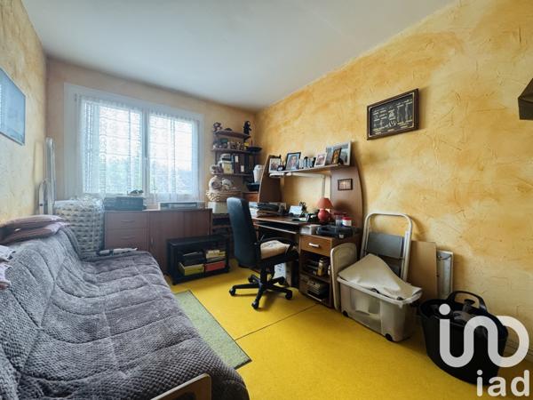 Appartement à vendre 4 pièces 74 m² Saint-Fargeau-Ponthierry