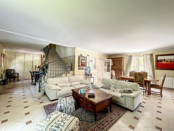 Magnifique propriété à Chaumontel