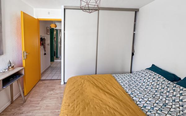 Appartement à vendre    2 pièces • 40 m2 Hyères