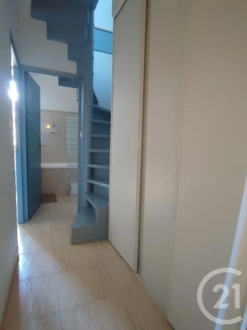 Appartement F3 à vendre  3 pièces - 68 m 2   LA REDORTE  - 11