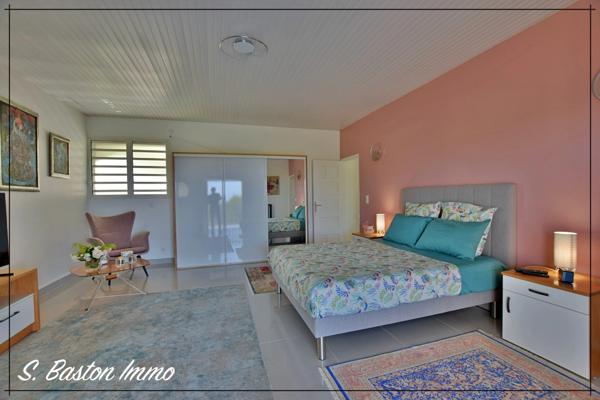 SAINTE MARIE- Maison P7 de 322 m² habitable - Terrain de 4 557,00 m² -  Piscine - Garage - sous sol - Dpt Martinique (972)