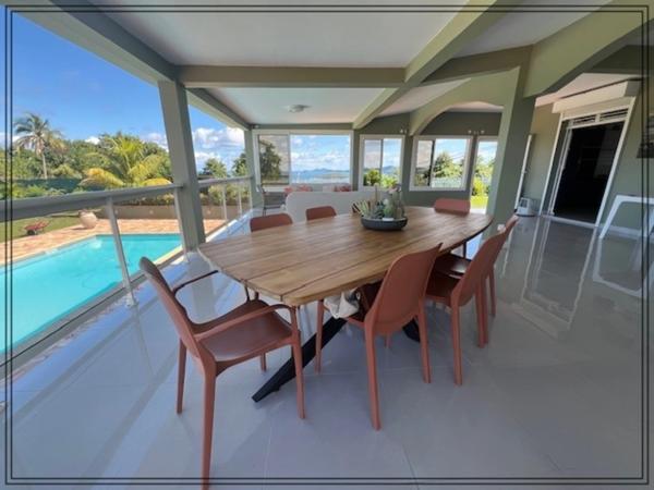 SAINTE MARIE- Maison P7 de 322 m² habitable - Terrain de 4 557,00 m² -  Piscine - Garage - sous sol - Dpt Martinique (972)