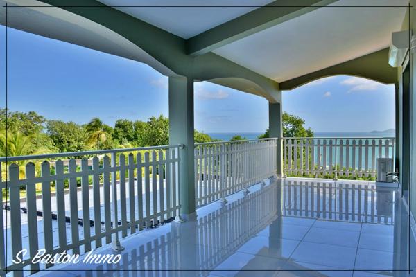SAINTE MARIE- Maison P7 de 322 m² habitable - Terrain de 4 557,00 m² -  Piscine - Garage - sous sol - Dpt Martinique (972)