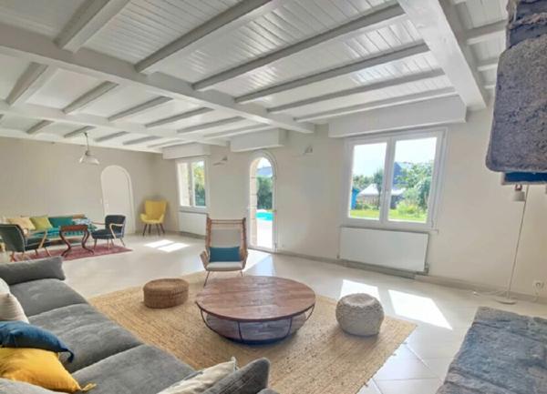 Maison à louer    6 pièces • 280 m2 Ploemeur