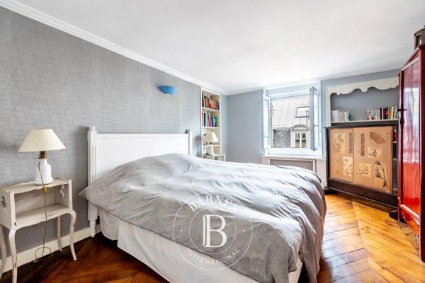 Paris 8ème, Appartement 3 Chambres -  123 m² à vendre
