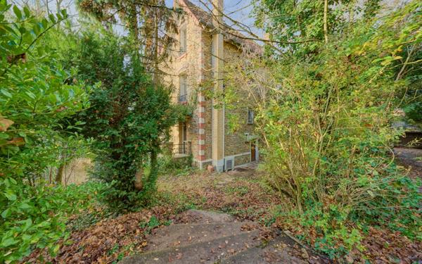 Maison à vendre    7 pièces • 152,66 m2 Crosne