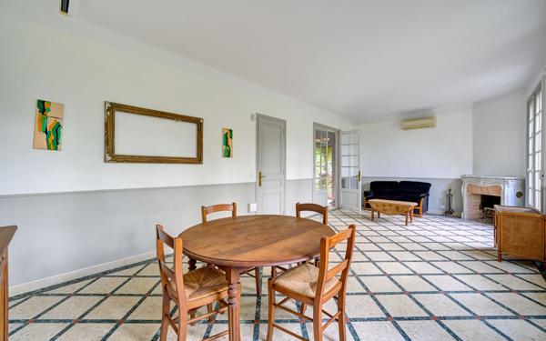 Maison à vendre    7 pièces • 152,66 m2 Crosne