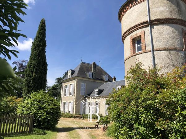 Bourges, Château 9 Chambres  à vendre