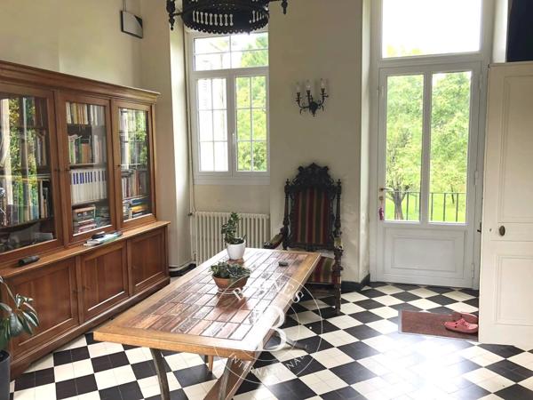 Bourges, Château 9 Chambres  à vendre