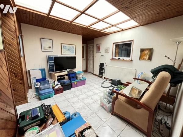 SAINT-OUEN - EXCLUSIVITE - MAISON DE VILLAGE EN RETRAIT DE RUE - GARAGE - JARDIN 800 m²