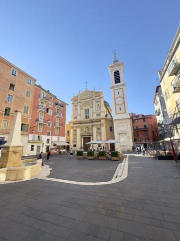 Nice (06300) NICE // VIEILLE-VILLE/ APPARTEMENT 2P DUPLEX/ 40m²