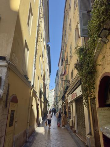 Nice (06300) NICE // VIEILLE-VILLE/ APPARTEMENT 2P DUPLEX/ 40m²