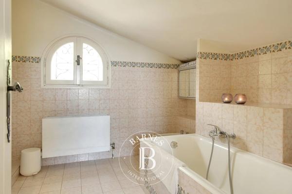 Gattières, Villa 4 Chambres -  187 m² à vendre