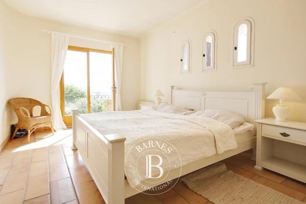 Gattières, Villa 4 Chambres -  187 m² à vendre