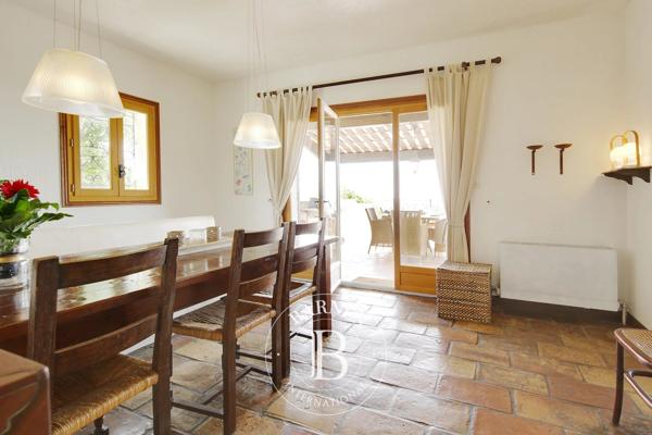 Gattières, Villa 4 Chambres -  187 m² à vendre