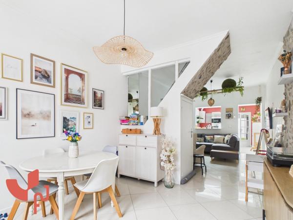 Maison 5 pièces avec extérieur