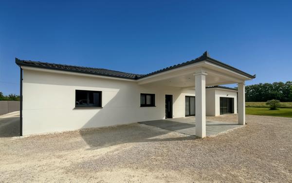 Maison à vendre    4 pièces •  Castelsarrasin