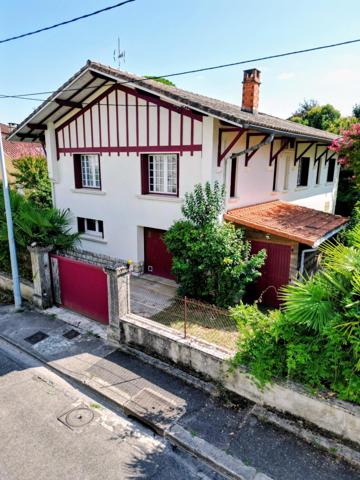 Grande Maison Basque au coeur d'Agen