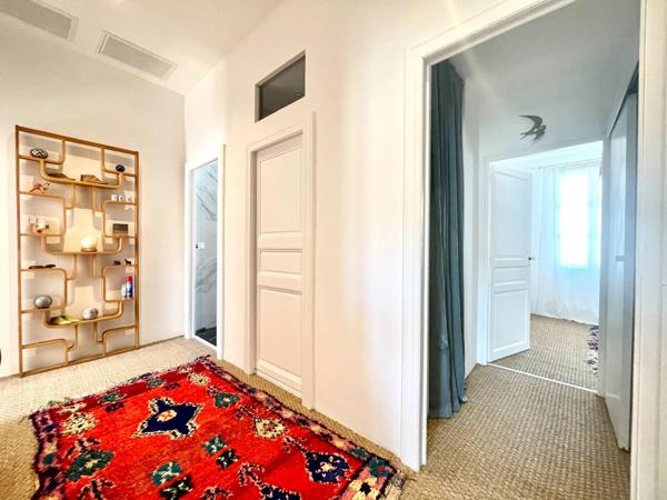 MAISON 7 PIÈCES 185 M2 GARAGE AIGUES MORTES